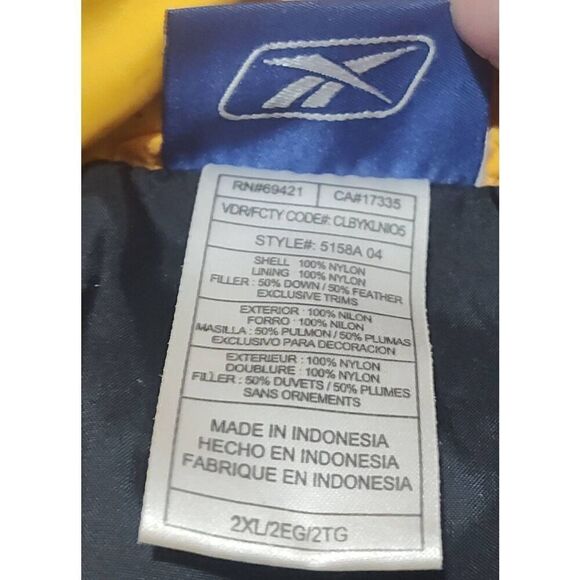REEBOK Los Angeles Lakers Yellow Puffer Vest Sz 2XL Basketball Back spell out Do - Picture 7 of 10